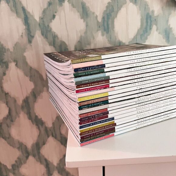 Magnolia Journal Lot of 22 Issues 1-23 Missing #2 Joanna Gaines Fixer Upper EUC - Picture 6 of 7